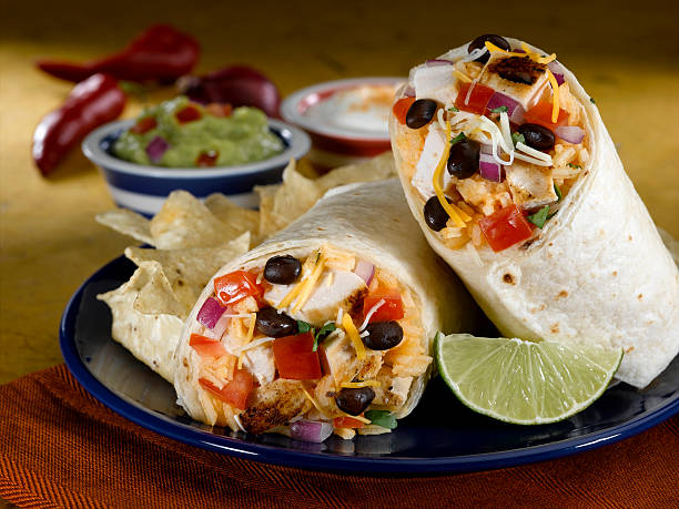 Wrap de Alface com Frango e Guacamole
